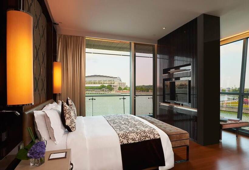 سوئیت تم دار, The Fullerton Bay Hotel Singapore