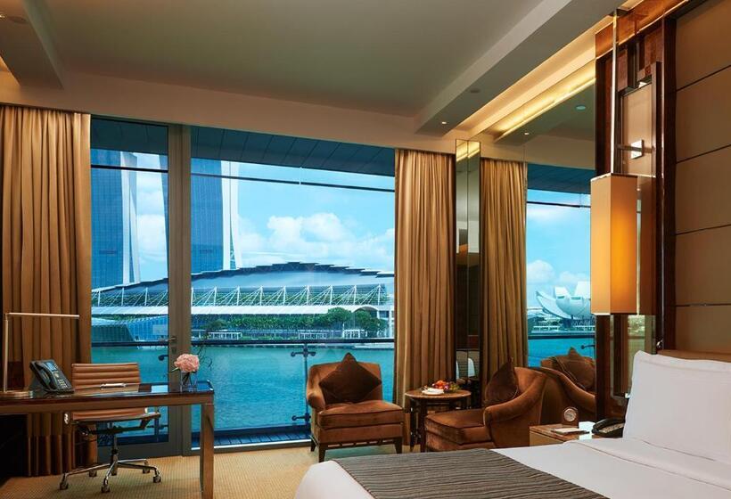 اتاق استاندارد با چشمانداز, The Fullerton Bay Hotel Singapore