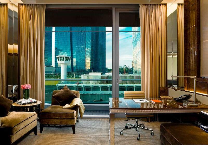 اتاق لوکس, The Fullerton Bay Hotel Singapore