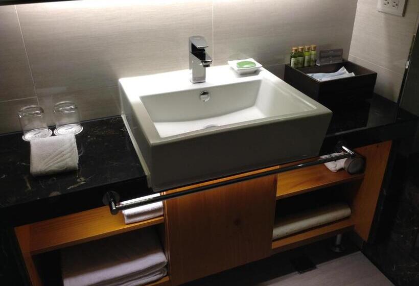 اتاق لوکس با چشمانداز دریاچه, The Richforest Hotel Sun Moon Lake