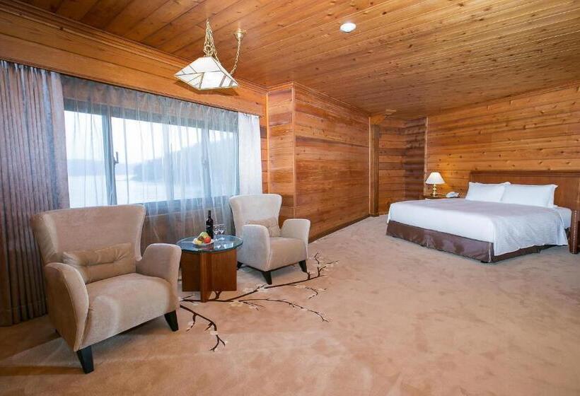 اتاق لوکس با چشم‌انداز دریاچه, The Richforest Hotel  Sun Moon Lake