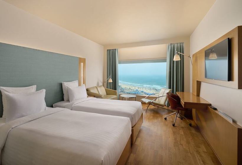 オーシャンビュースーペリアールーム, Novotel Visakhapatnam Varun Beach