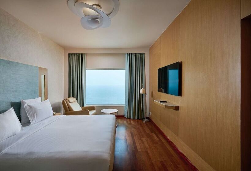 Номер Премиум, Novotel Visakhapatnam Varun Beach