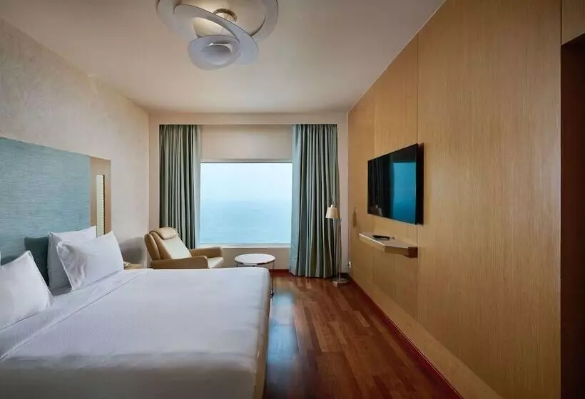 プレミアムルーム, Novotel Visakhapatnam Varun Beach