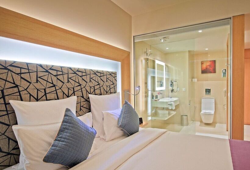 スーペリアールーム, Novotel Visakhapatnam Varun Beach