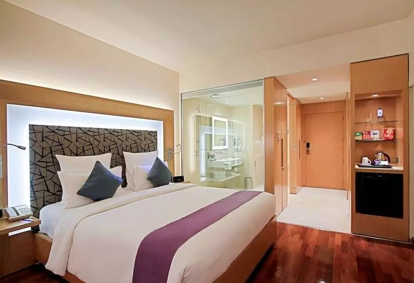 スーペリアールーム, Novotel Visakhapatnam Varun Beach