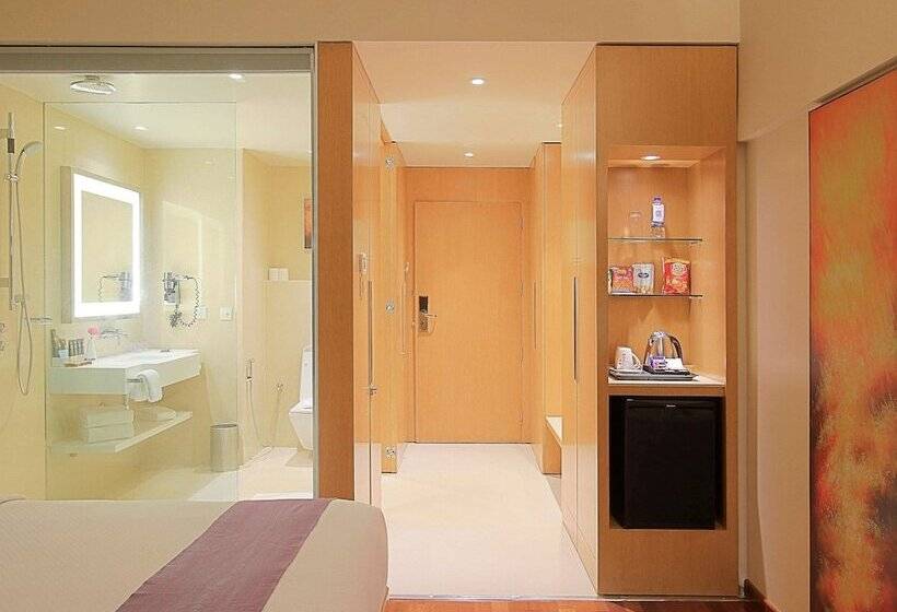 スーペリアールーム, Novotel Visakhapatnam Varun Beach