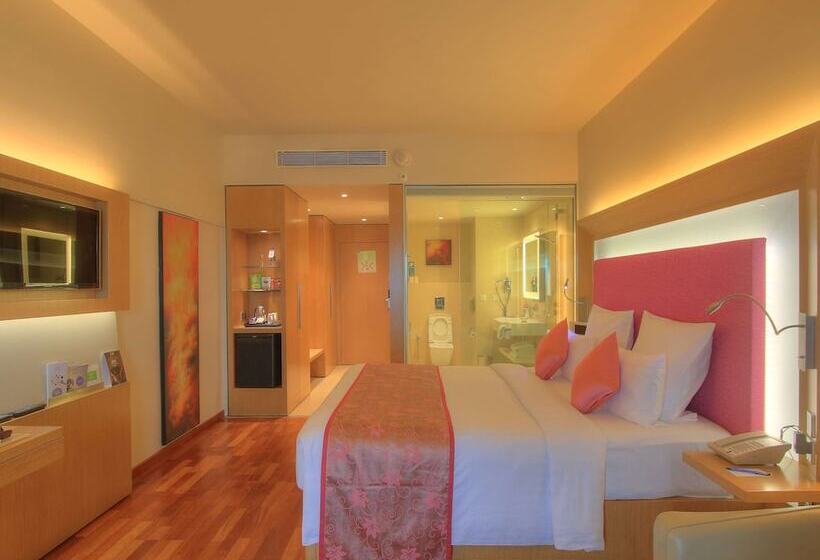 スーペリアールーム, Novotel Visakhapatnam Varun Beach