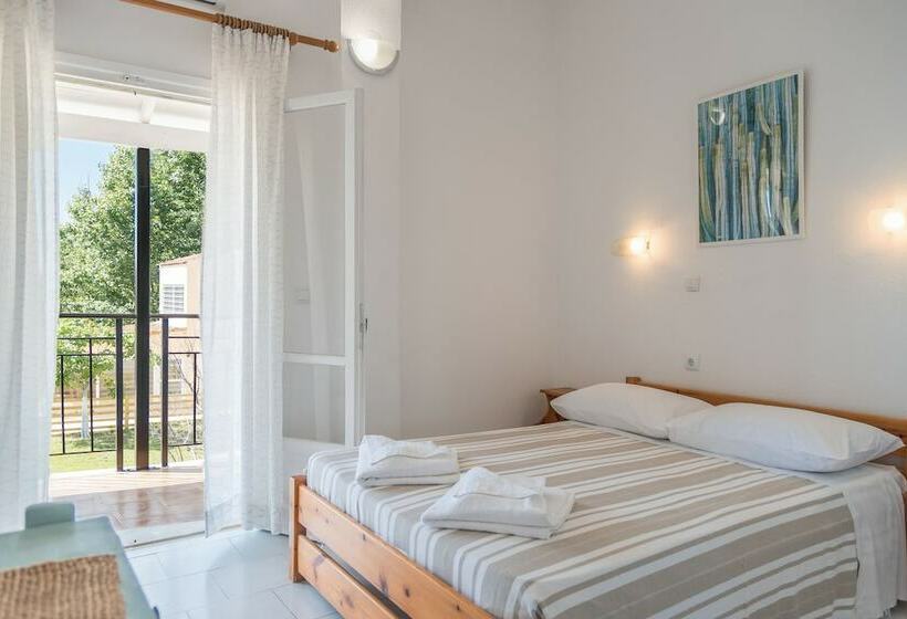 דירת חדר נוף לים, Seaside Resorts