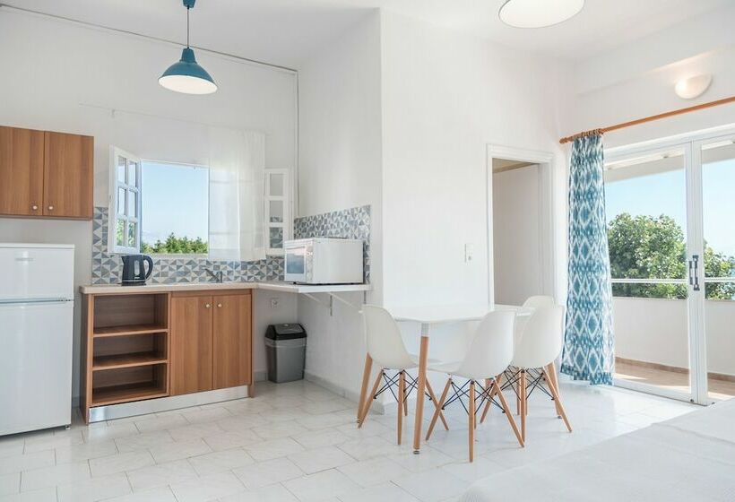 דירת חדר נוף לים, Seaside Resorts