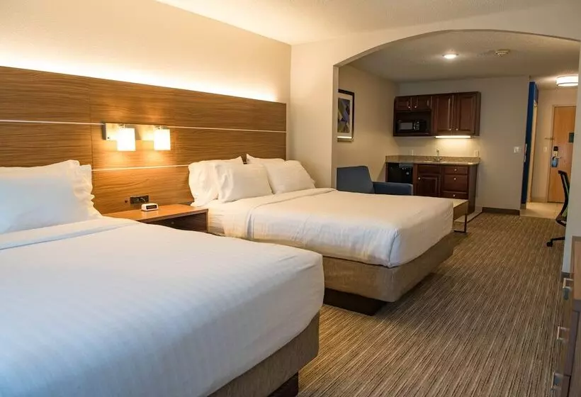 ２ダブルベッドのスタンダードルーム, Holiday Inn Express Hotel & Suites Elkhart South, An Ihg