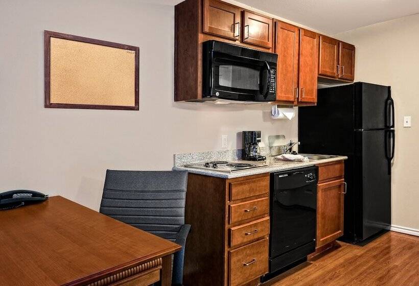 Студия Стандарт, Candlewood Suites Galveston, An Ihg