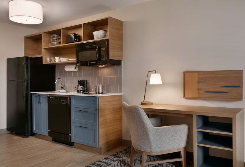 إستوديو قياسى, Candlewood Suites Kansas City Northeast, An Ihg