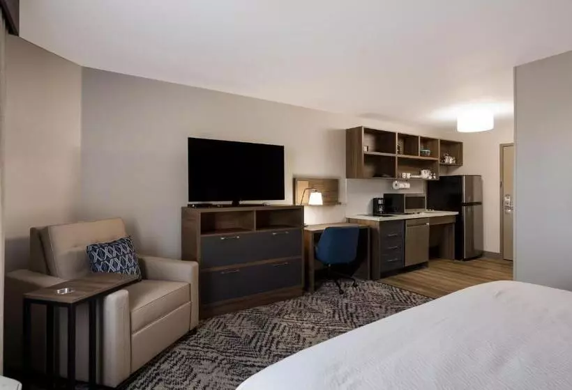 ダブルベッドのスタンダードスタジオ, Candlewood Suites Lafayette   River Ranch, An Ihg