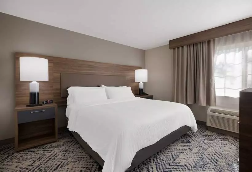 スタンダードスタジオ, Candlewood Suites Lafayette   River Ranch, An Ihg