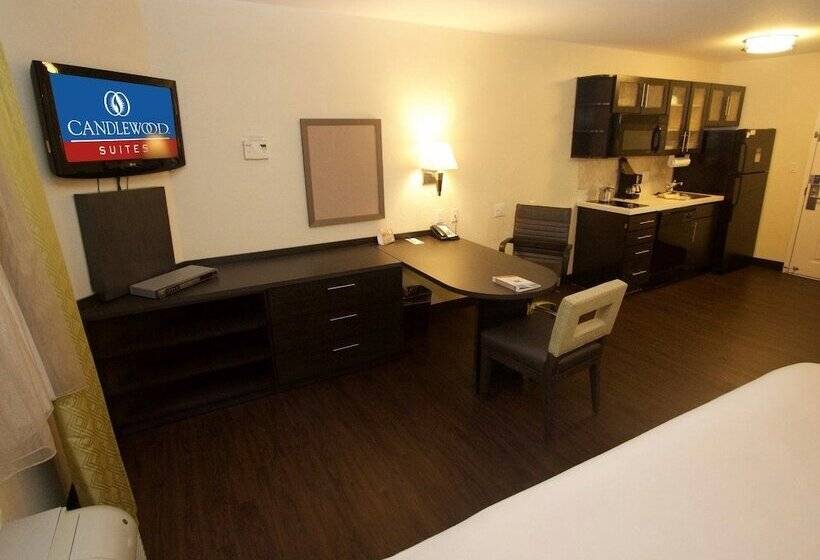 Студия Стандарт, Candlewood Suites West Little Rock, An Ihg