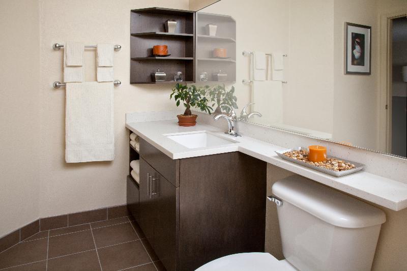 스위트 킹사이즈 침대, Candlewood Suites West Little Rock, An Ihg