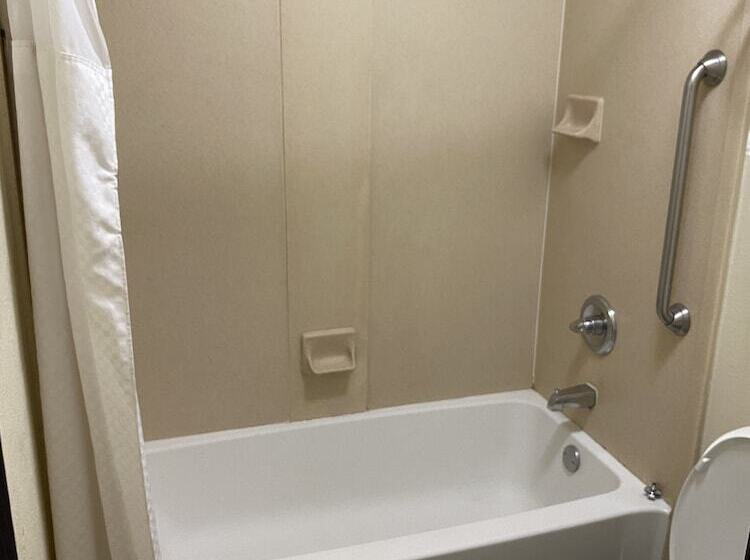 غرفه قياسيه سريرين مزدوجين, Days Inn By Wyndham Oklahoma City/moore