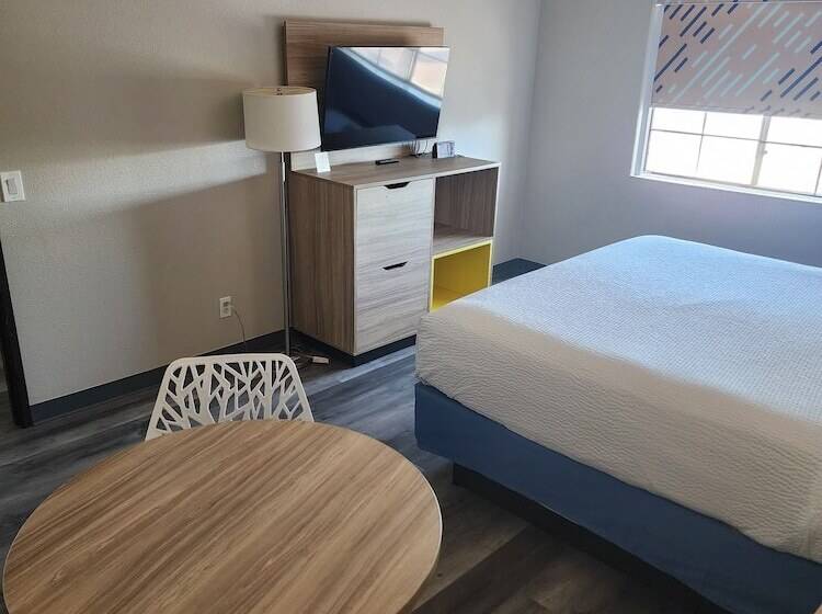 Люкс, Days Inn & Suites By Wyndham Tucson/marana