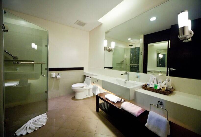 سوئیت 2 خوابه, Fairways And Bluewater Boracay