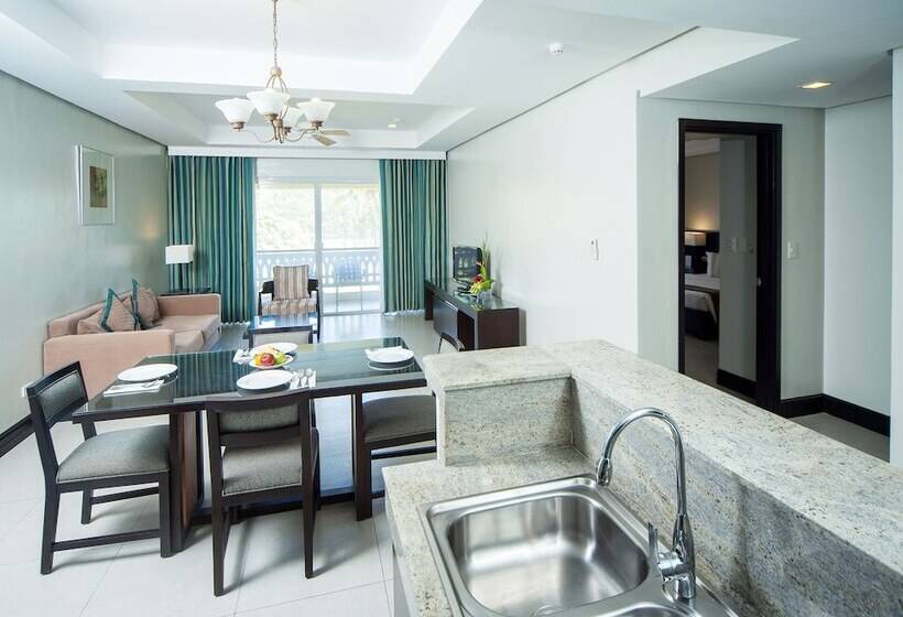 سوئیت 2 خوابه, Fairways And Bluewater Boracay