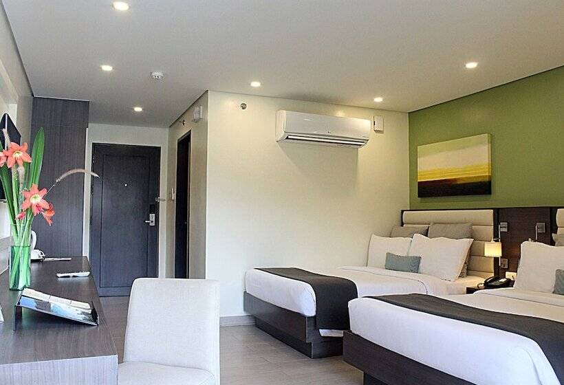Номер Премиум, Fairways And Bluewater Boracay