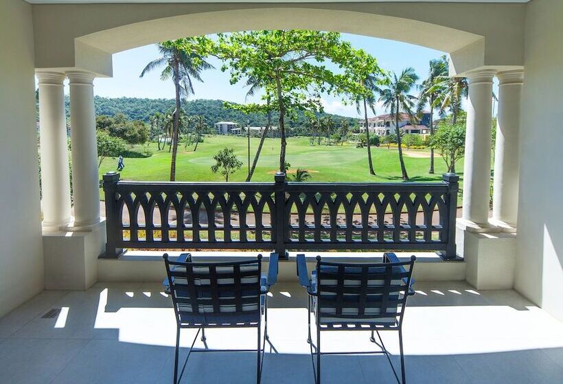 سوییت جونیور, Fairways And Bluewater Boracay