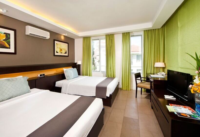 سوییت جونیور, Fairways And Bluewater Boracay