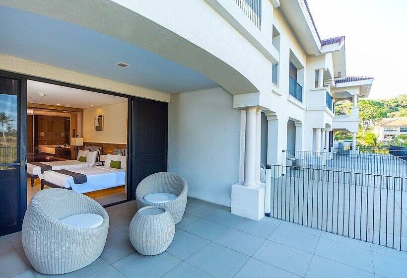 سوییت اجرایی, Fairways And Bluewater Boracay