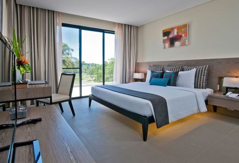 سوییت, Fairways And Bluewater Boracay