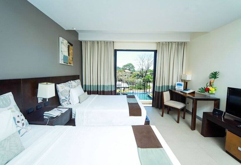 Premium Room Pool View, Fairways And Bluewater Boracay