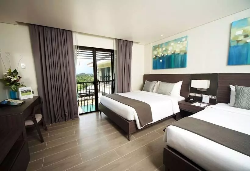 سوییت خانوادگی, Fairways And Bluewater Boracay