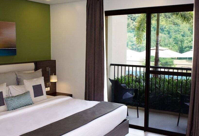 اتاق استاندارد تودرتو, Fairways And Bluewater Boracay