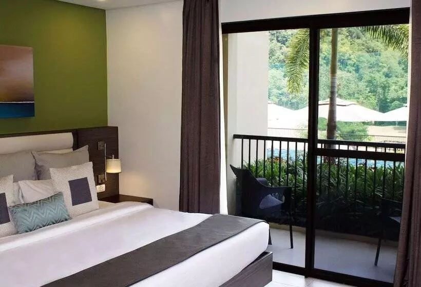 اتاق استاندارد تودرتو, Fairways And Bluewater Boracay