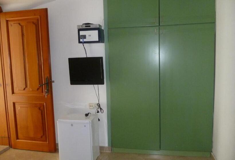 اتاق استاندارد, Frankfurt