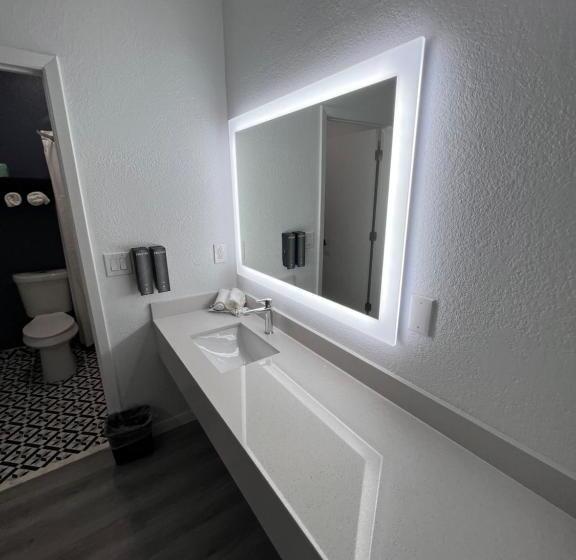 اتاق استاندارد, Grand Villa Inn Galleria