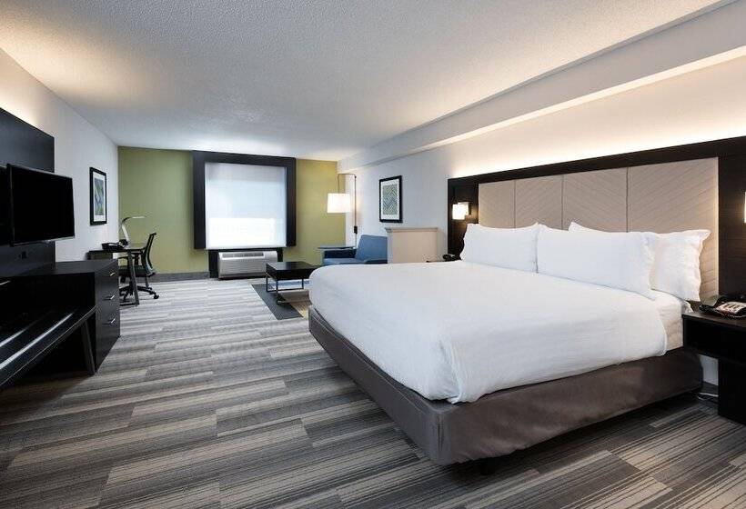 Люкс, Holiday Inn Express & Suites Florence I 95 & I 20 Civic Ctr, An Ihg