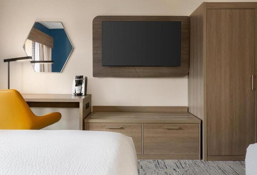 Люкс Адаптированный для Инвалидов, Holiday Inn Express & Suites Greenville Downtown, An Ihg