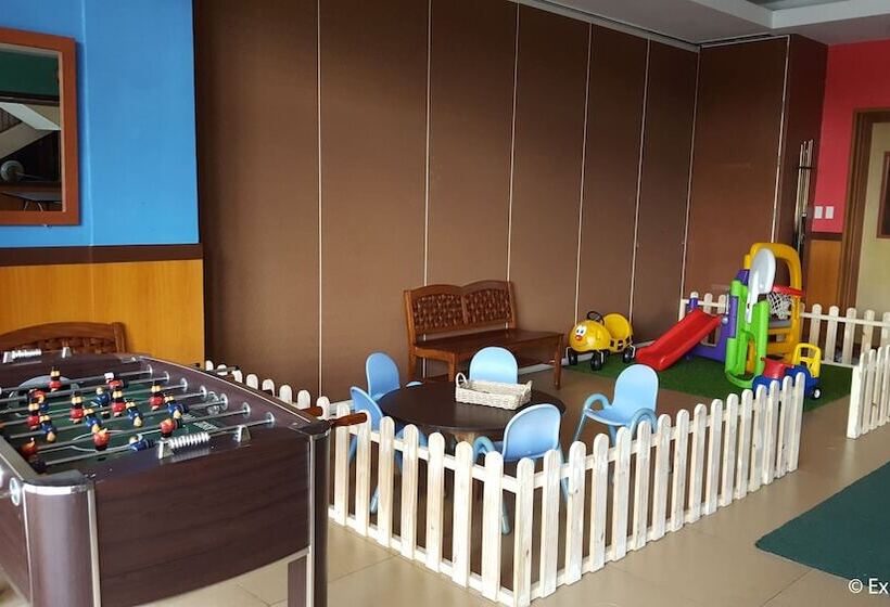 חדר סופריור, Kimberly Tagaytay