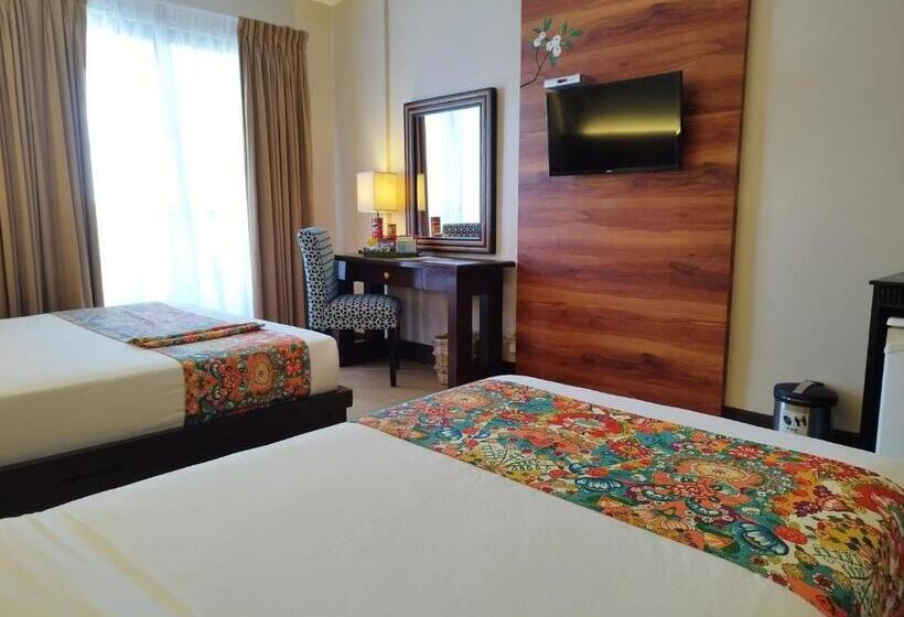 חדר משפחתי דלוקס, Kimberly Tagaytay