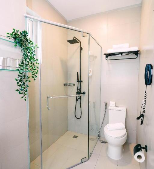 חדר פרמיום, Kimberly Tagaytay