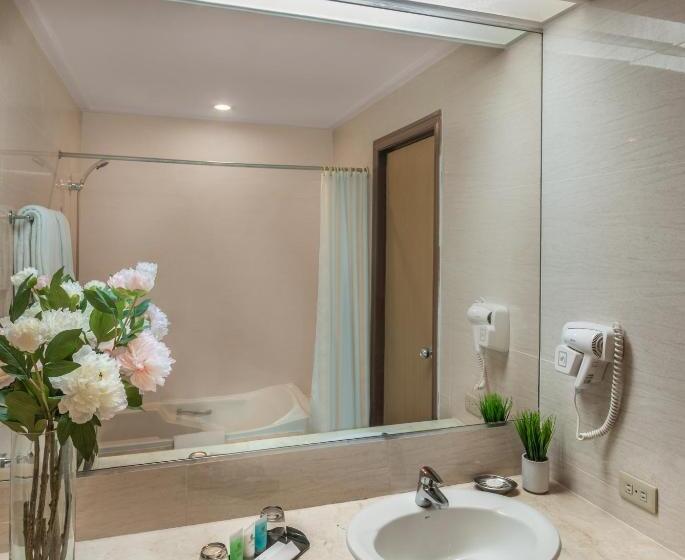 חדר דלוקס, Kimberly Tagaytay