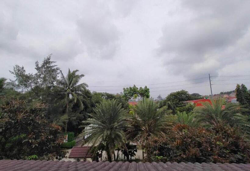 디럭스 룸, Kimberly Tagaytay