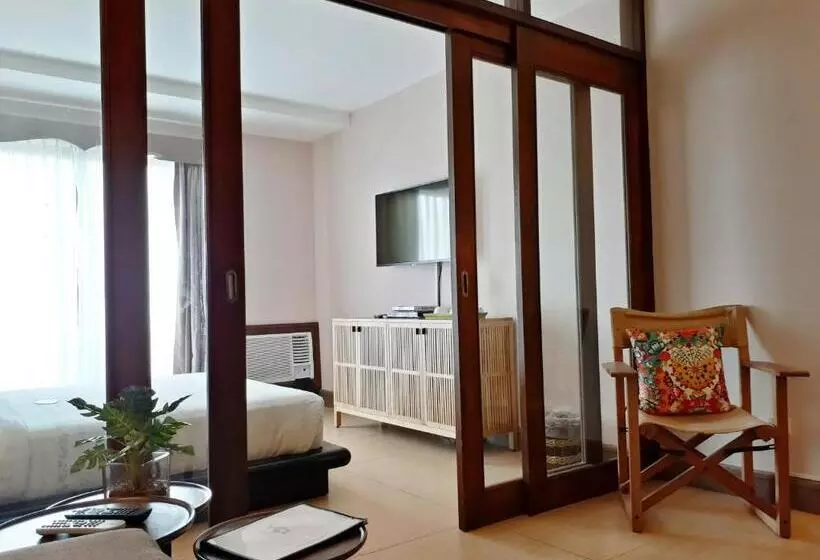 スイート, Kimberly Tagaytay