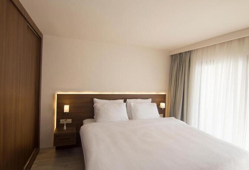 Svit, Neopol Hotel Deluxe