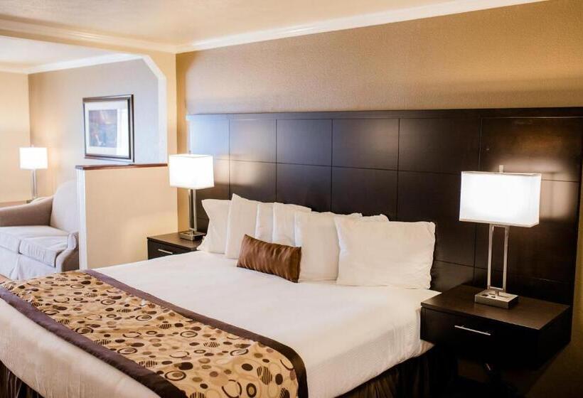 חדר סטנדרט עם מיטת קינג, Ramada By Wyndham Moses Lake