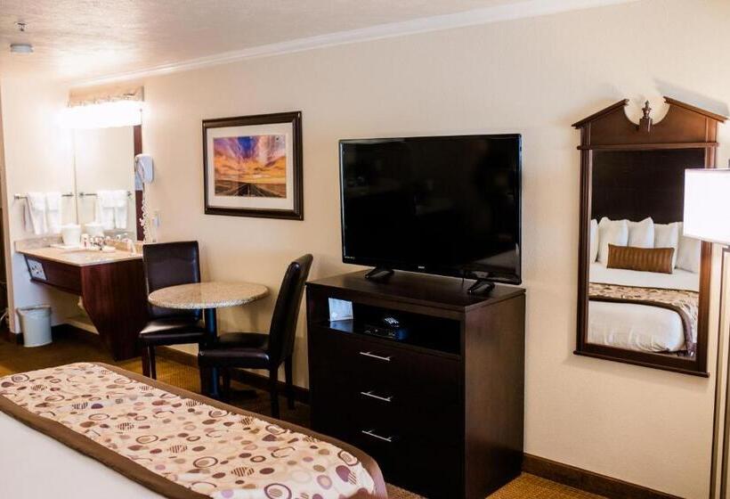 חדר דלוקס עם מיטת קינג, Ramada By Wyndham Moses Lake