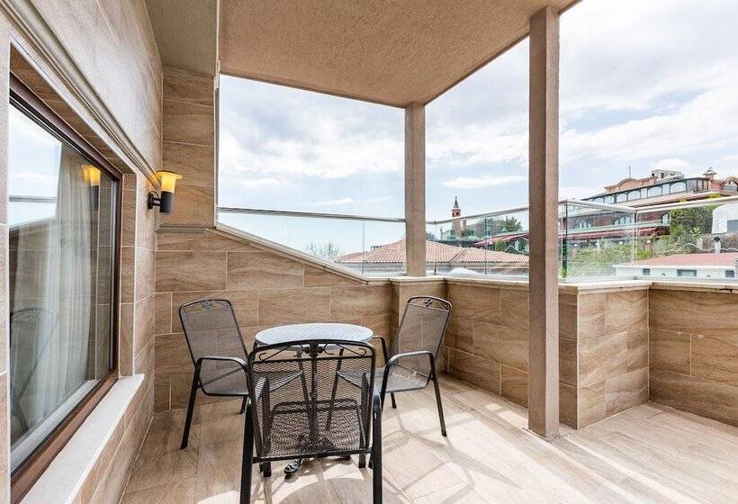 テラス付きデラックスルーム, Seraglio Hotel & Suites