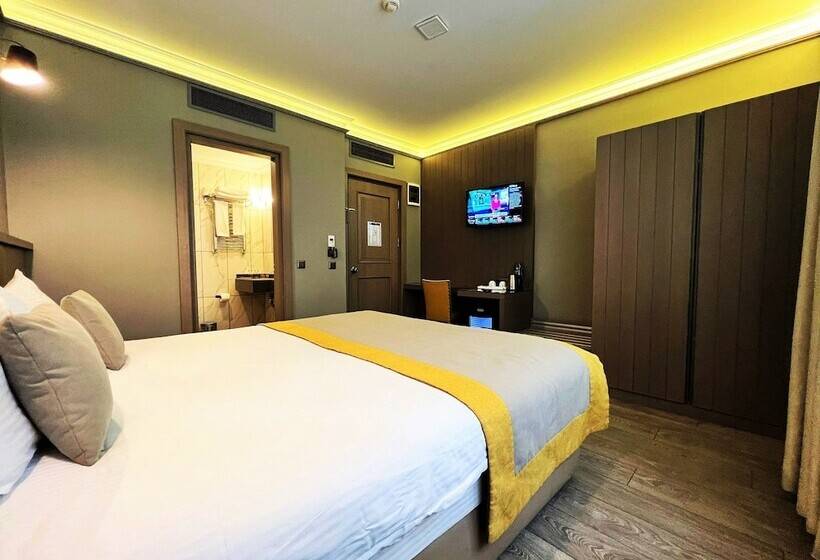 エコノミールーム, Seraglio Hotel & Suites