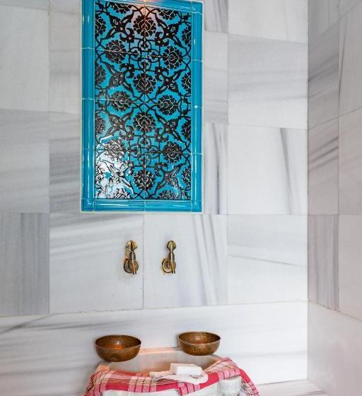 スーペリアールーム, Seraglio Hotel & Suites